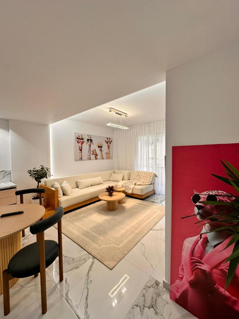 Agate City Center Apartment Tirana Esterno foto