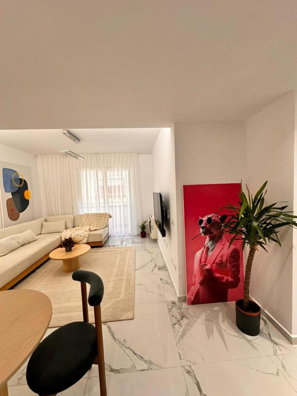 Agate City Center Apartment Tirana Esterno foto